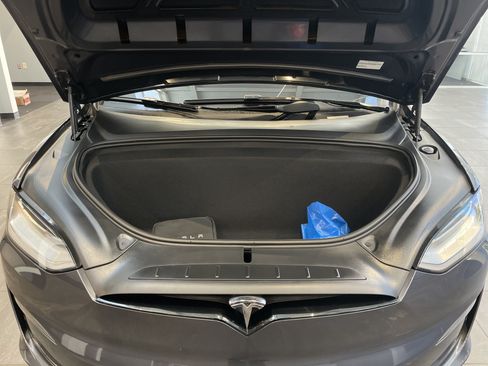 Used 2023 Tesla Model X AWD/4WD image 38