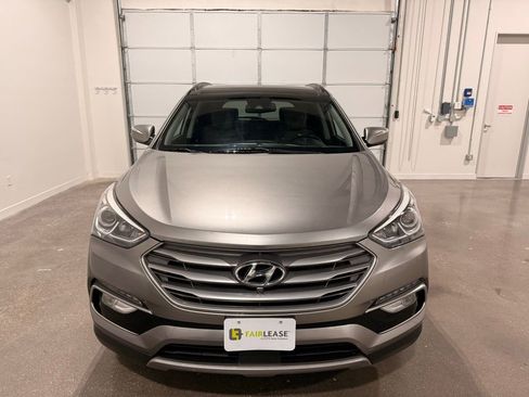 Used 2018 Hyundai Santa Fe Sport w/ 2.0T Ultimate Tech Package 05 FWD image 2