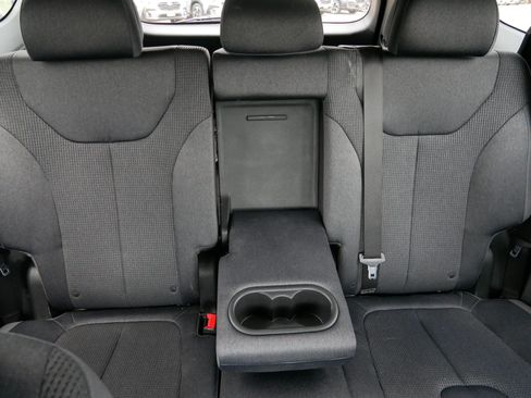 Used 2022 Hyundai Santa Fe SEL w/ Winter Weather Package AWD/4WD image 13