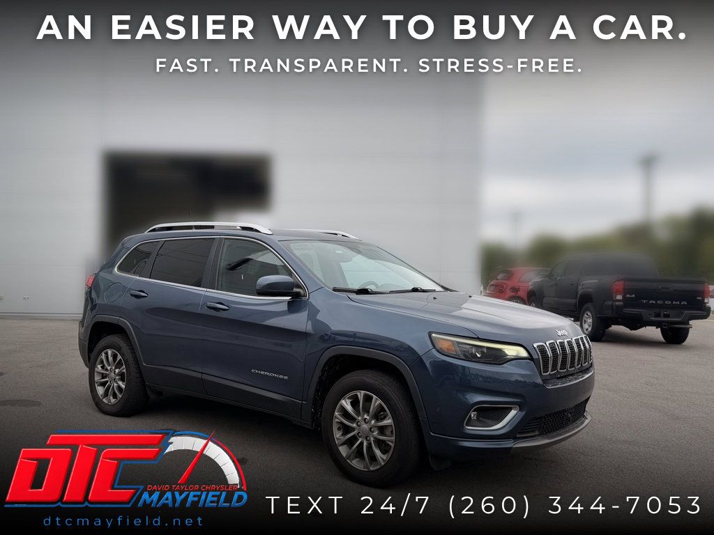Used 2021 Jeep Cherokee Latitude Lux w/ Comfort/Convenience Group AWD/4WD image 1