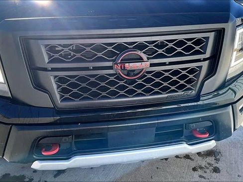 Used 2024 Nissan Titan PRO-4X w/ Pro-4x Convenience Package image 31