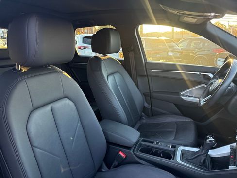 Used 2020 Audi Q3 2.0T Premium image 33