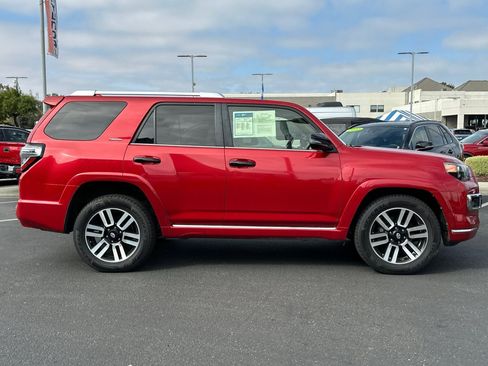 Used 2018 Toyota 4Runner Limited image 2