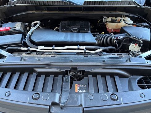 Used 2022 Chevrolet Silverado 1500 Custom image 22