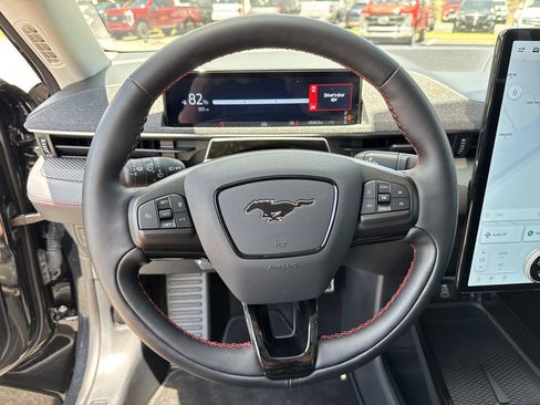 Used 2025 Ford Mustang Mach-E Premium w/ Sport Appearance Package AWD/4WD image 23
