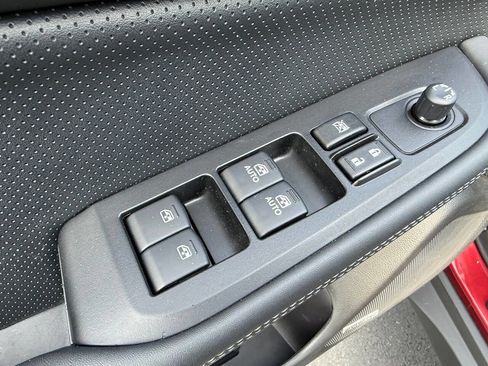 Used 2016 Subaru Outback 2.5i Limited AWD/4WD image 17