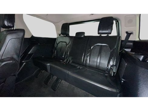 Used 2020 Ford Expedition Platinum RWD image 17
