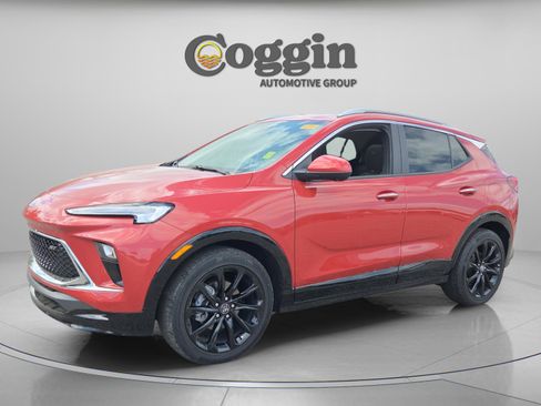 Used 2024 Buick Encore GX Sport Touring w/ Experience Buick Package image 1