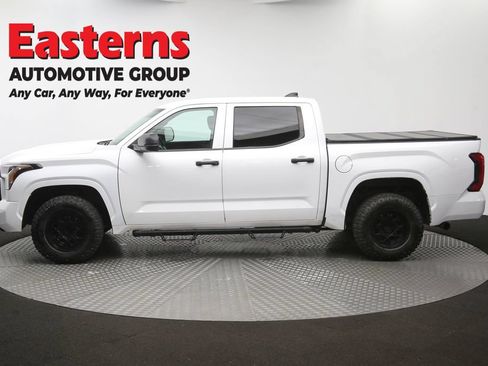 Used 2022 Toyota Tundra SR w/ SR Tow Package RWD image 60