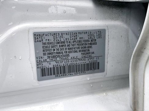 Used 2020 Nissan Sentra SV image 32