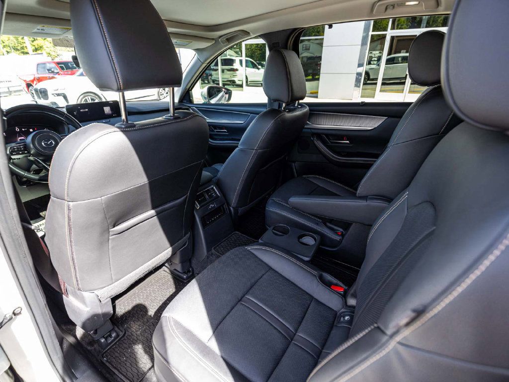 Used 2024 MAZDA CX-90 Plug-In Hybrid w/ Premium Pkg AWD/4WD image 25