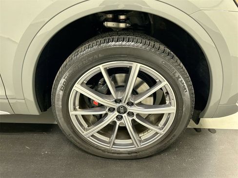 Certified 2022 Audi SQ5 Premium w/ Convenience Package image 8