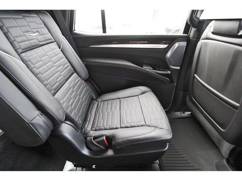 New 2025 Cadillac Escalade Sport Platinum w/ LPO, ONYX Package image 11