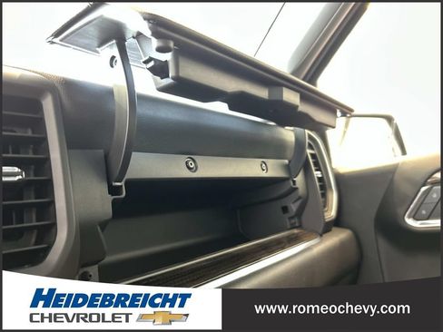 Used 2024 Chevrolet Silverado 1500 LT AWD/4WD image 26