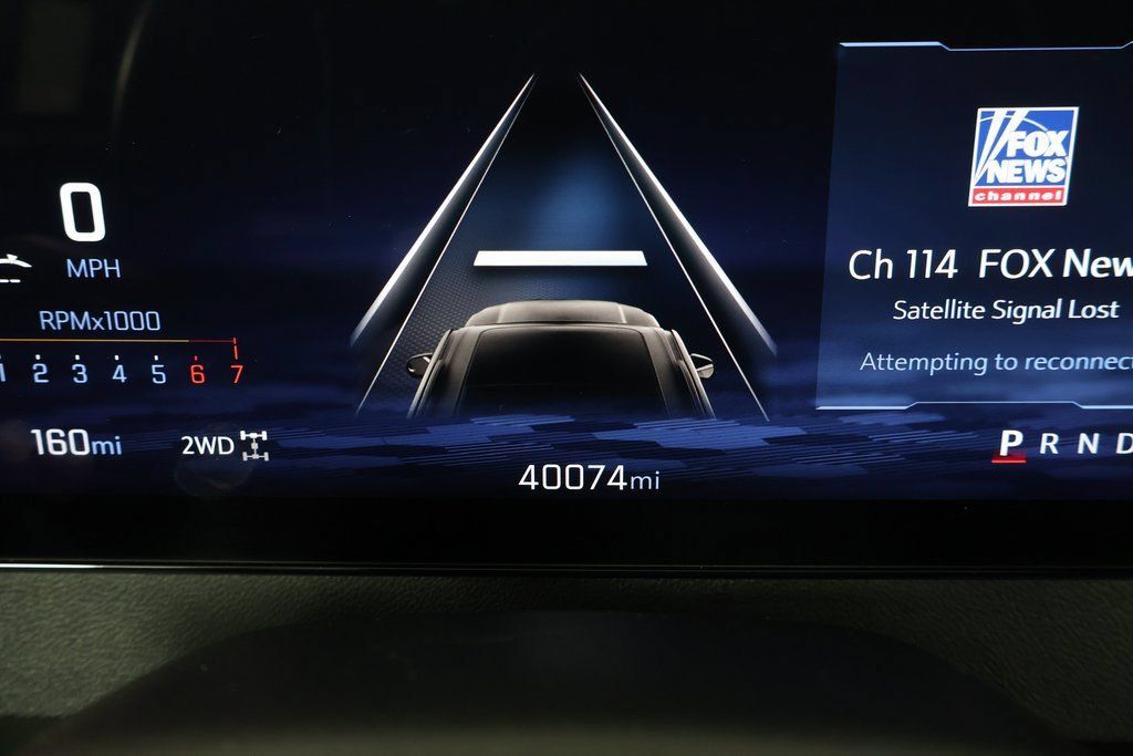 Used 2025 Chevrolet Traverse LT AWD/4WD image 18