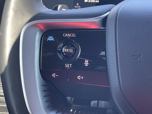 Certified 2025 INFINITI QX80 Luxe image 26