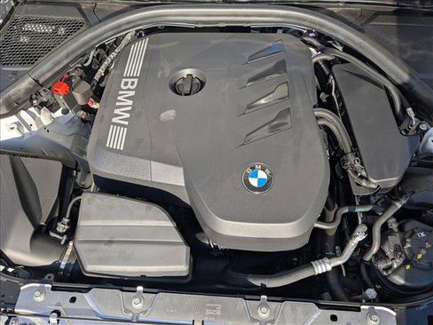 Used 2025 BMW 330i Sedan w/ Convenience Package image 16
