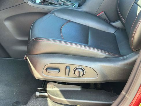 Used 2024 Chevrolet Equinox RS w/ RS Leather Package AWD/4WD image 16