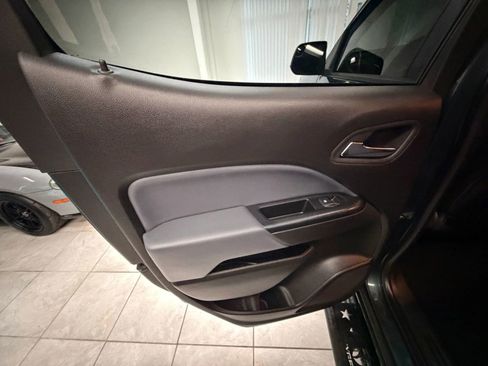 Used 2017 Chevrolet Colorado Z71 image 15