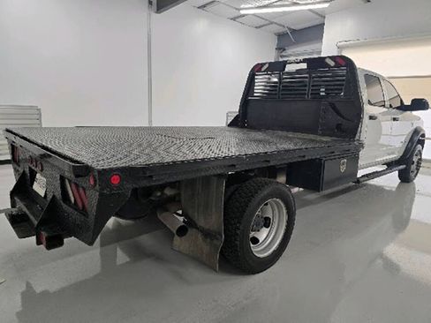 Used 2022 RAM 5500 Tradesman w/ Max Tow Package AWD/4WD image 9
