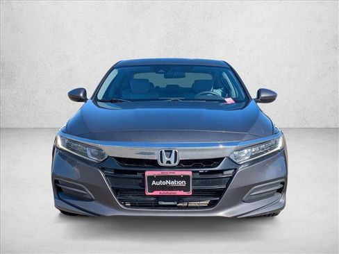 Used 2018 Honda Accord LX image 2
