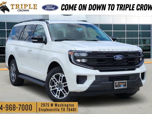 New 2026 Ford Expedition Active AWD/4WD image 1