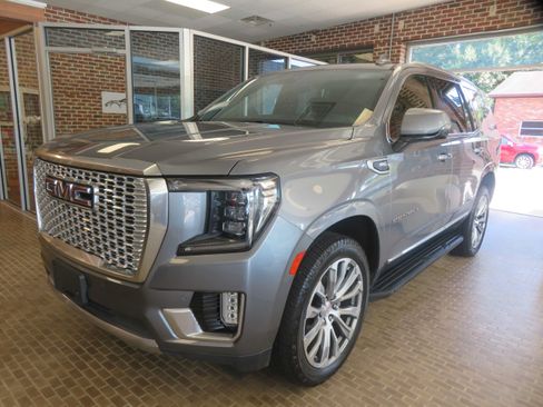 Used 2021 GMC Yukon Denali AWD/4WD image 1