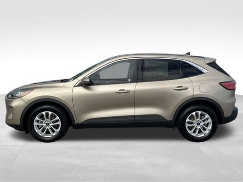 Used 2021 Ford Escape SE w/ Convenience Package FWD image 2