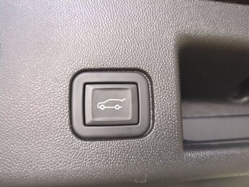 Used 2024 Chevrolet Equinox LT AWD/4WD image 15