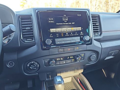 Used 2024 Nissan Frontier PRO-4X w/ Off-Road Protection Package image 24