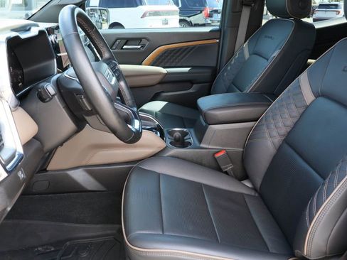 Certified 2024 GMC Canyon Denali AWD/4WD image 22