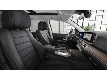 New 2026 Mercedes-Benz GLS 450 4MATIC