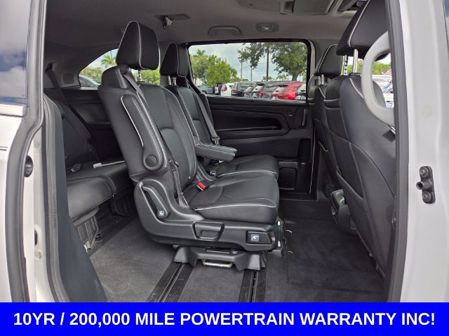 Used 2024 Honda Odyssey Elite image 16