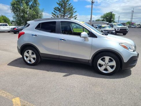 Used 2015 Buick Encore FWD image 5