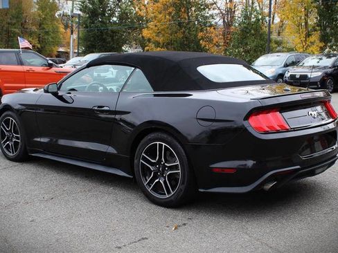 Used 2021 Ford Mustang Premium image 3