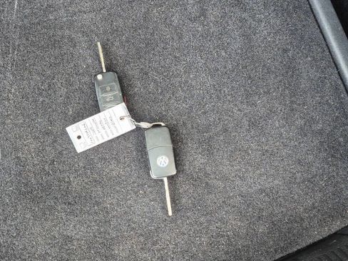 Used 2009 Volkswagen Jetta SEL image 49