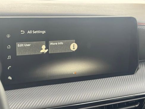 New 2025 Nissan Kicks SR w/ SR Premium Package image 37