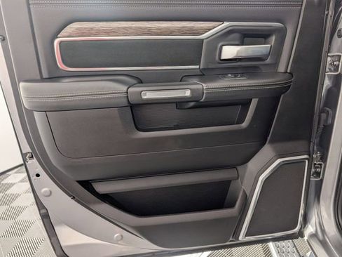 Used 2019 RAM 2500 Laramie AWD/4WD image 29