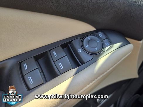 Used 2018 Buick Enclave Essence image 28