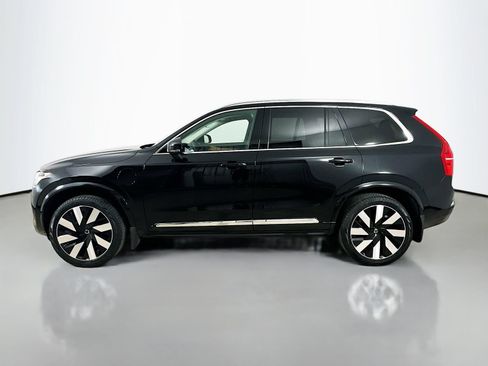 Used 2025 Volvo XC90 T8 Plus w/ Protection Package Premier AWD/4WD image 8