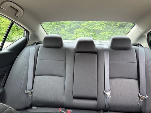 Used 2022 Nissan Altima 2.5 S FWD image 32