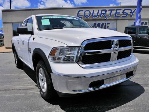 Used 2019 RAM 1500 Classic SLT w/ Protection Group AWD/4WD image 2