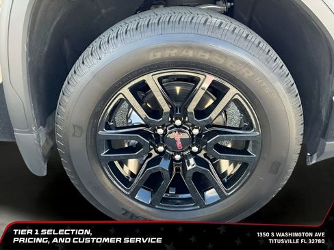 Used 2025 GMC Sierra 1500 Elevation AWD/4WD image 12