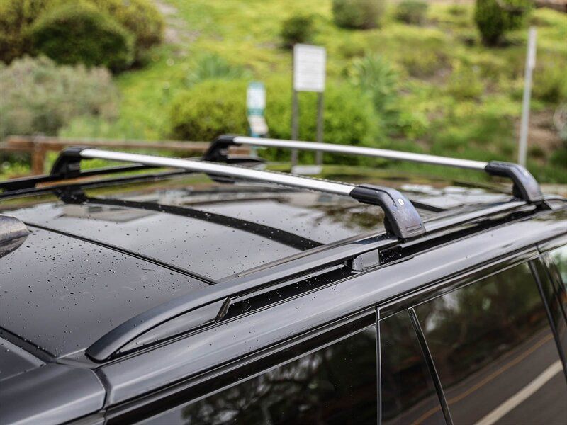 Used 2020 Land Rover Range Rover HSE AWD/4WD image 17