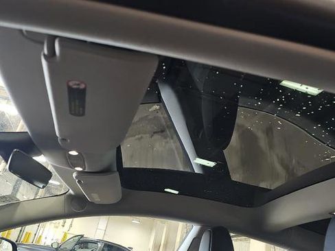 Used 2023 Tesla Model 3 Standard Range image 15