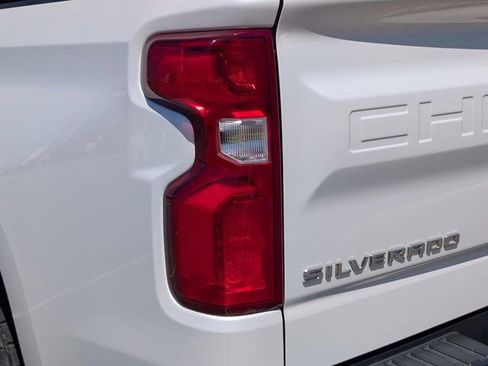 Used 2021 Chevrolet Silverado 1500 LTZ AWD/4WD image 9
