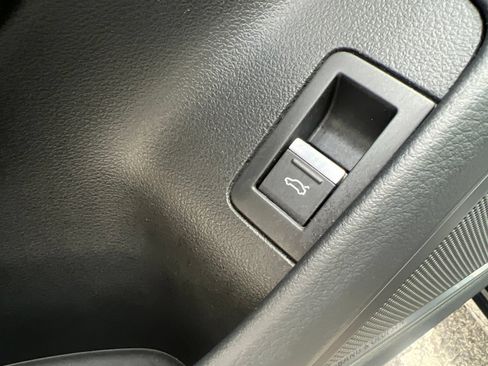 Used 2022 Audi A6 Premium Plus AWD/4WD image 30