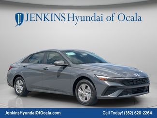 New 2026 Hyundai Elantra SE FWD video 1