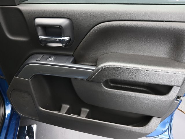 Used 2018 Chevrolet Silverado 1500 LT w/ All Star Edition AWD/4WD image 35