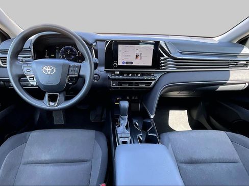 Used 2025 Toyota Camry LE FWD image 14